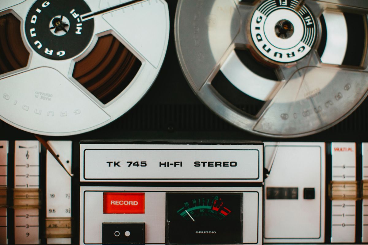 Tape Effects in Audio - AUDIO PLUGIN NEWS