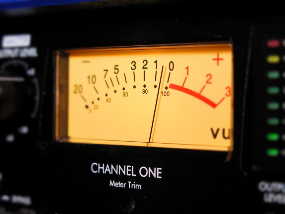 Let's delve into the attack and release times of a compressor. - AUDIO PLUGIN NEWS